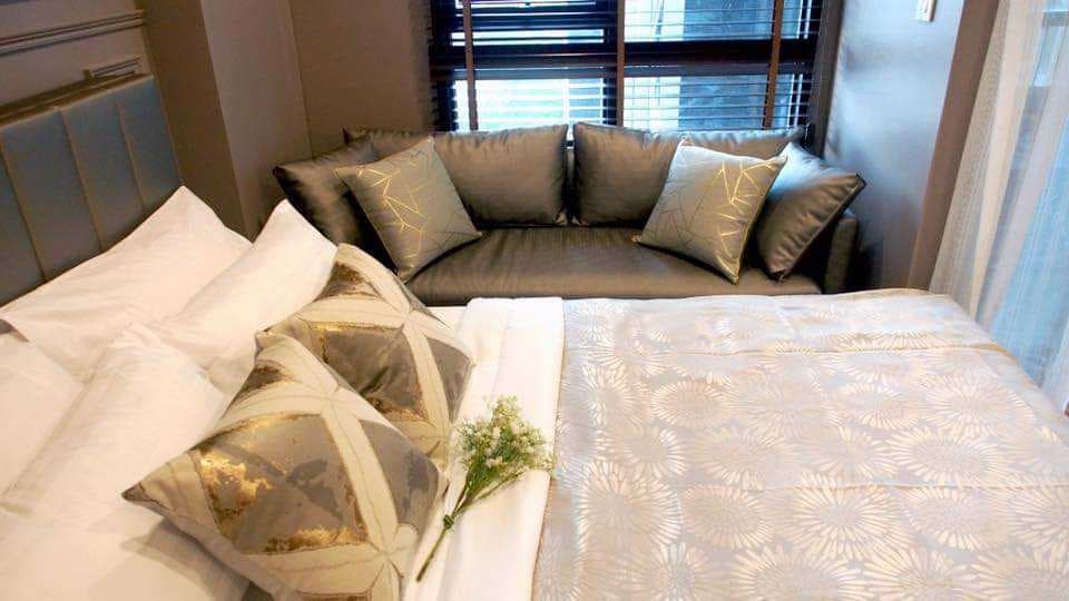 1634 – 102_living_room.jpeg