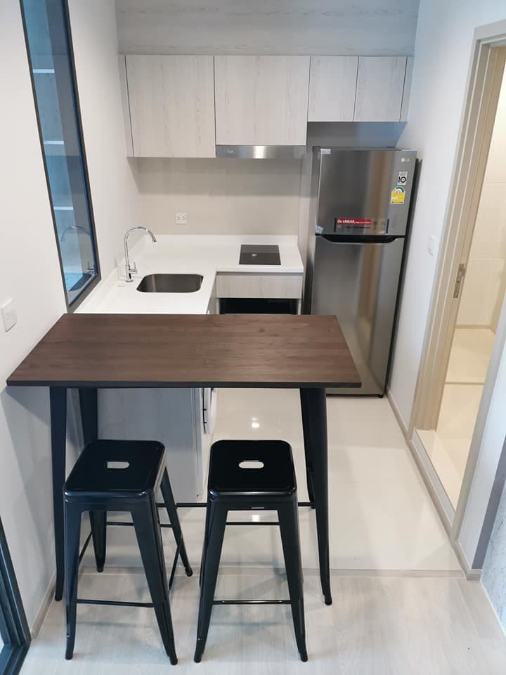 1635 – 401_kitchen.jpg