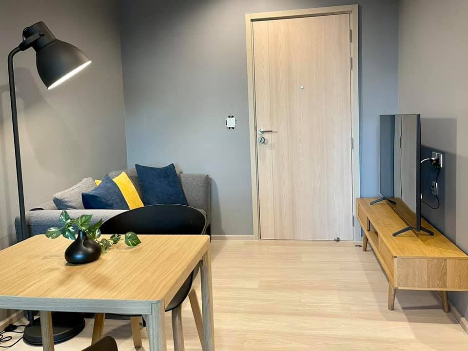 1640 – 104_living_room.jpg