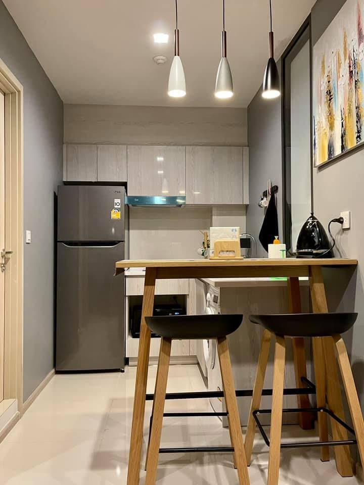 1640 – 402_kitchen.jpg