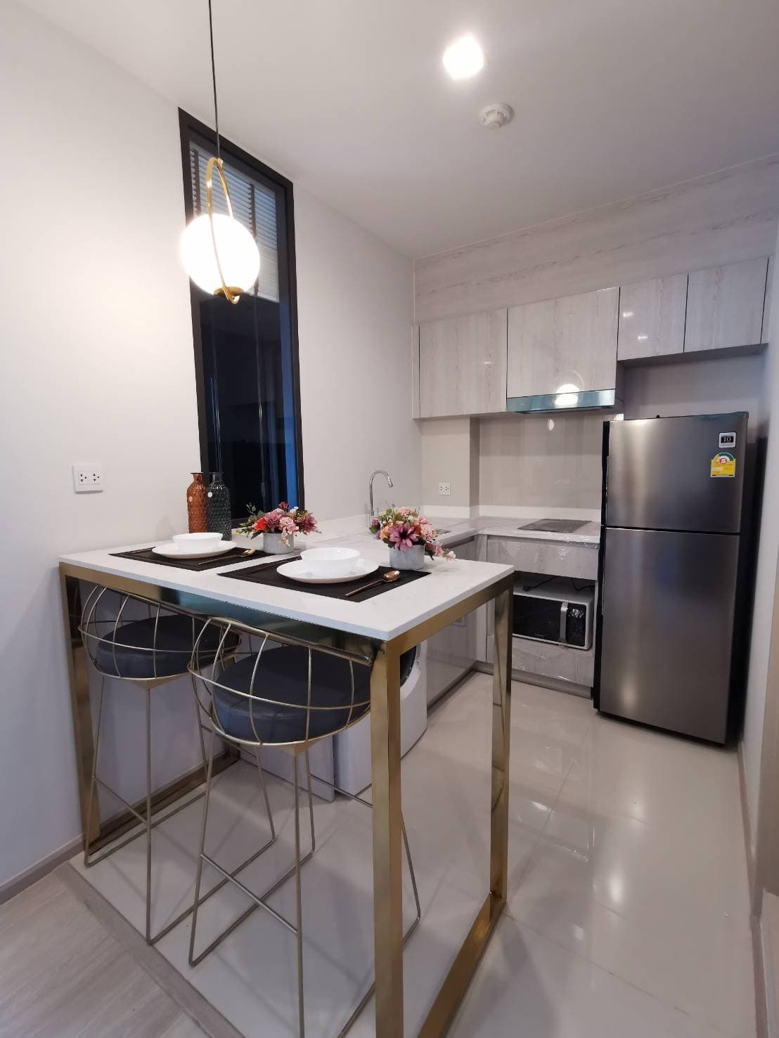 1645 – 401_kitchen.jpg