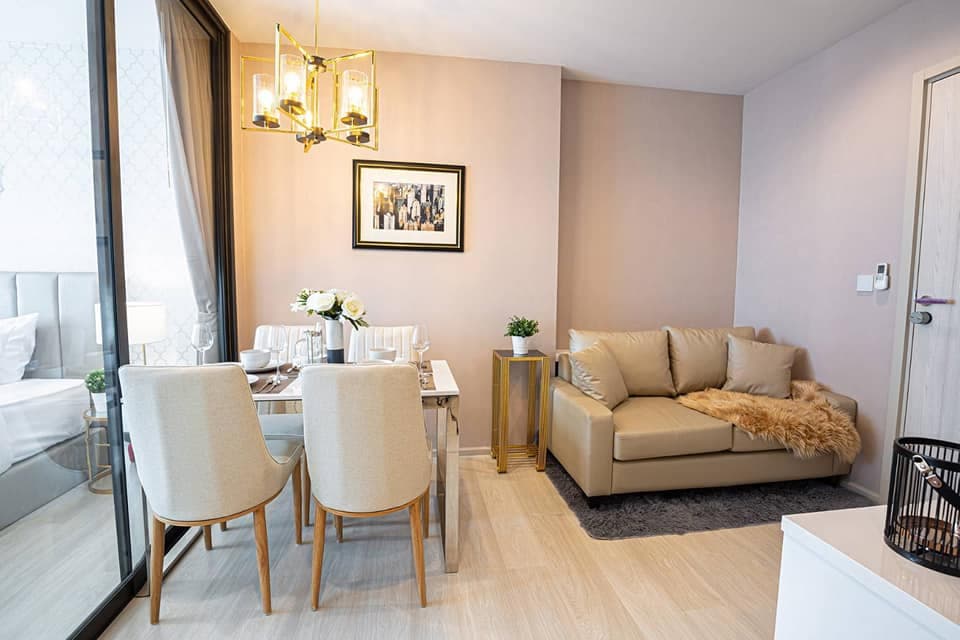1659 – 103_living_room.jpg