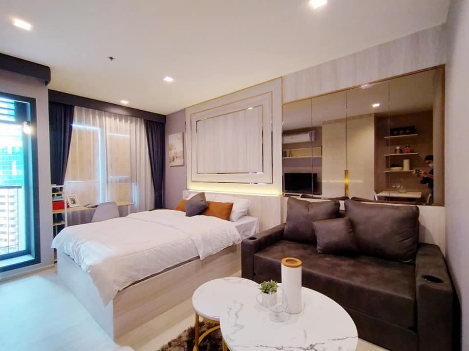 1662 – 101_living_room.jpg