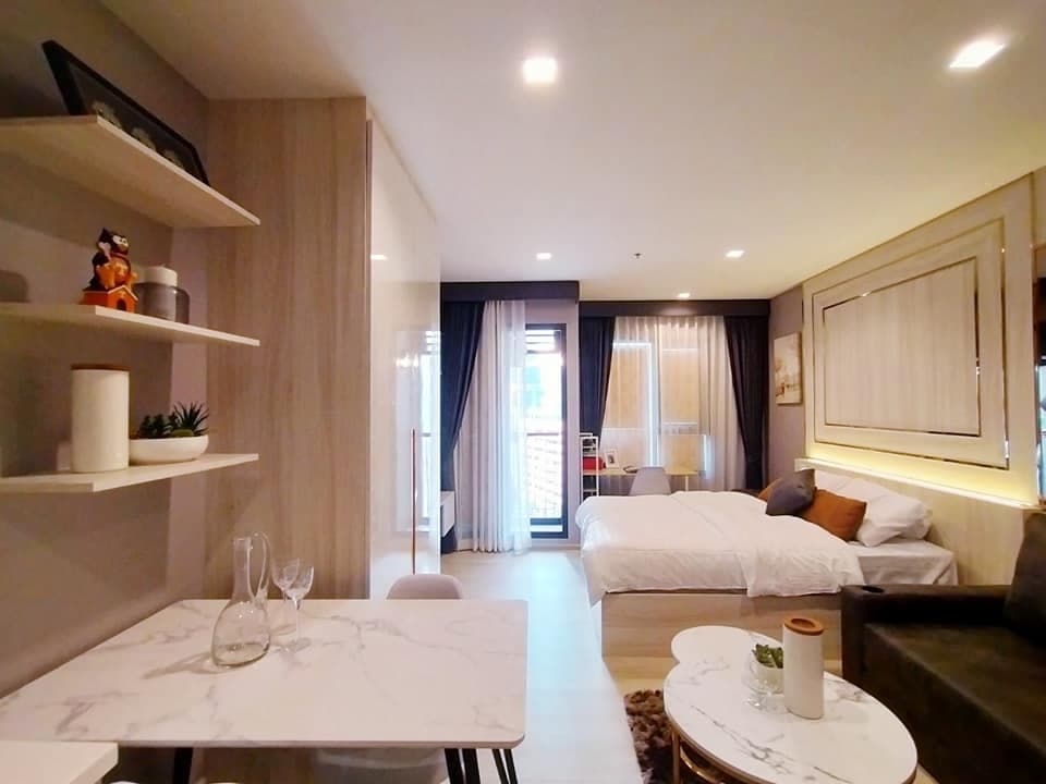 1662 – 104_living_room.jpg
