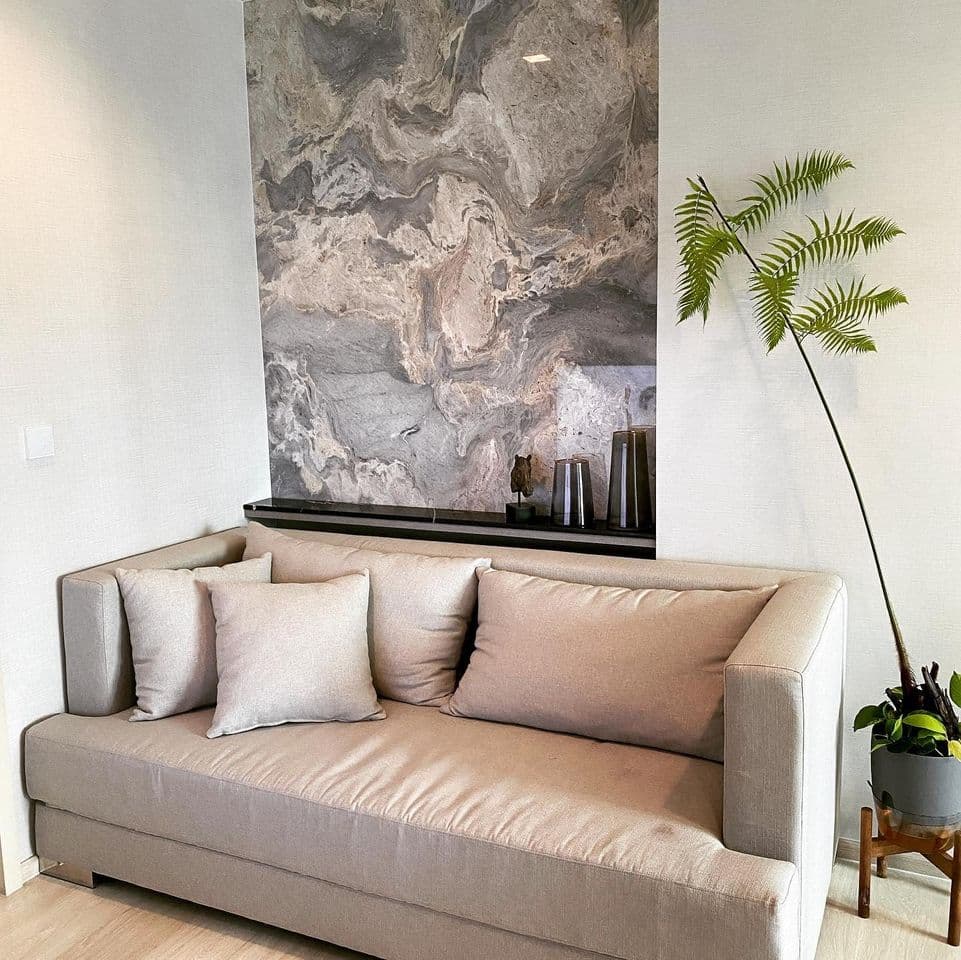 1669 – 103_living_room.jpg