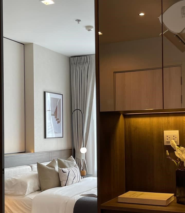 1672 – 201_bedroom.jpg