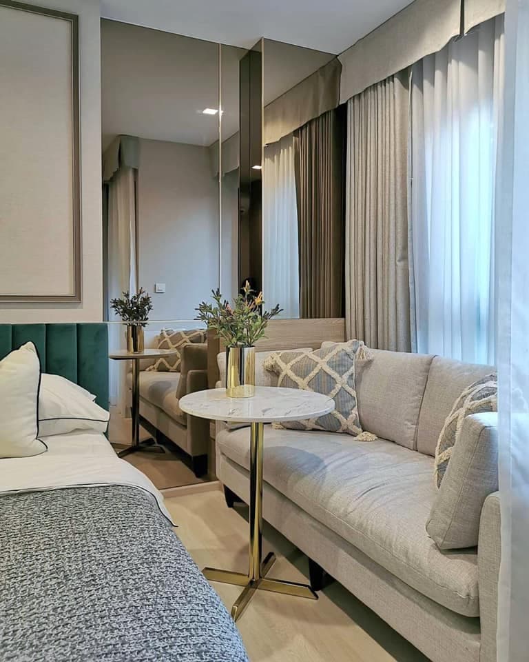 1676 – 102_living_room.jpg