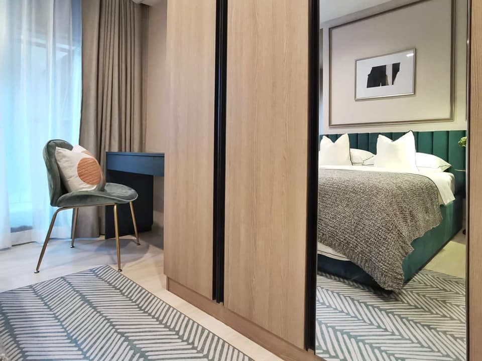 1676 – 202_bedroom.jpg