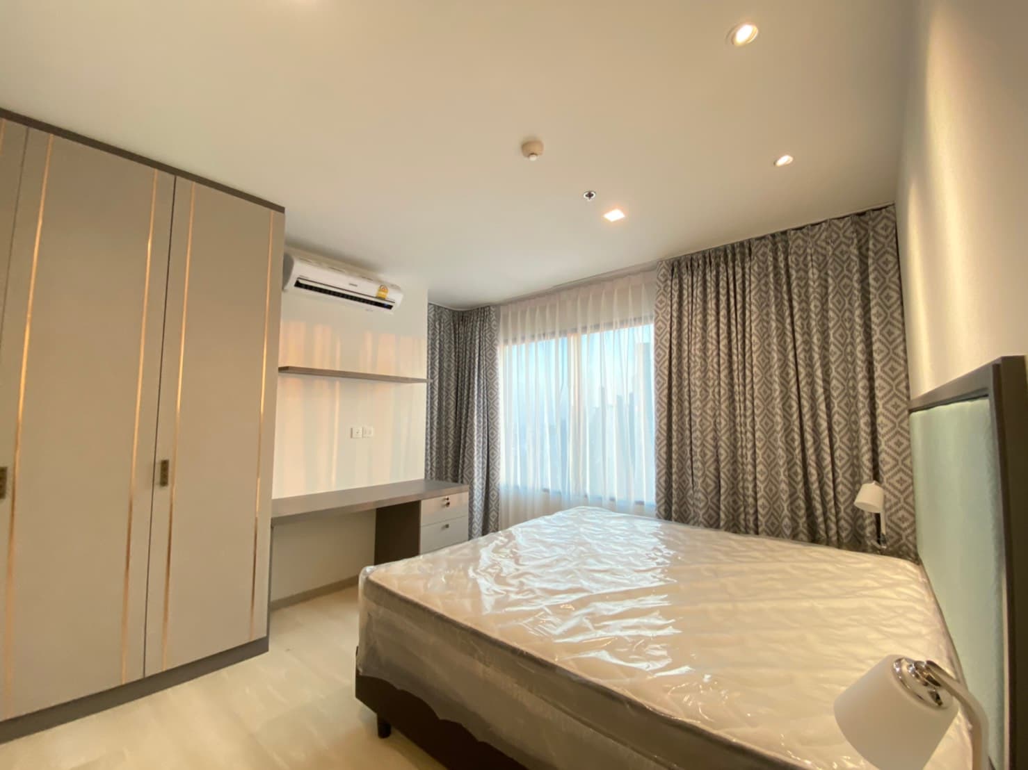1679 – 201_bedroom.jpg