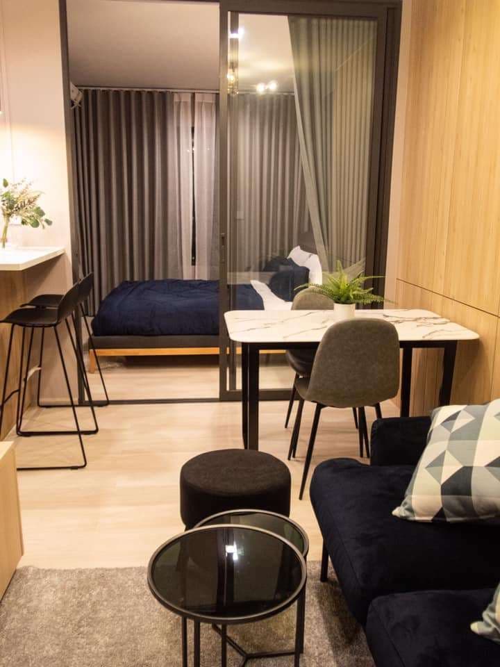 1682 – 101_living_room.jpg
