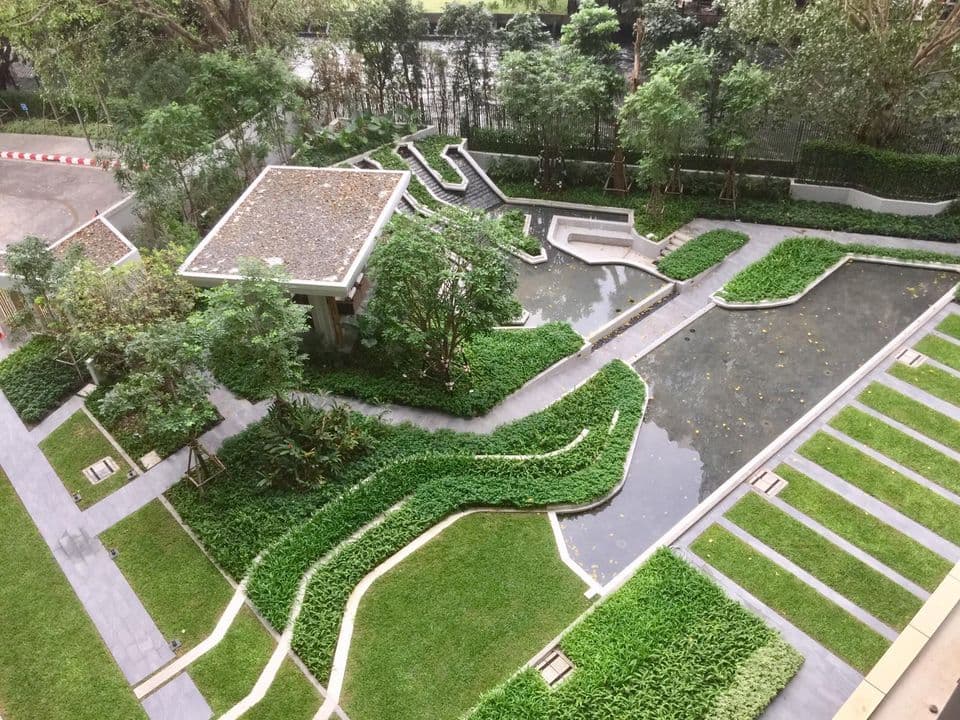 1987 – 602_terrace.jpg